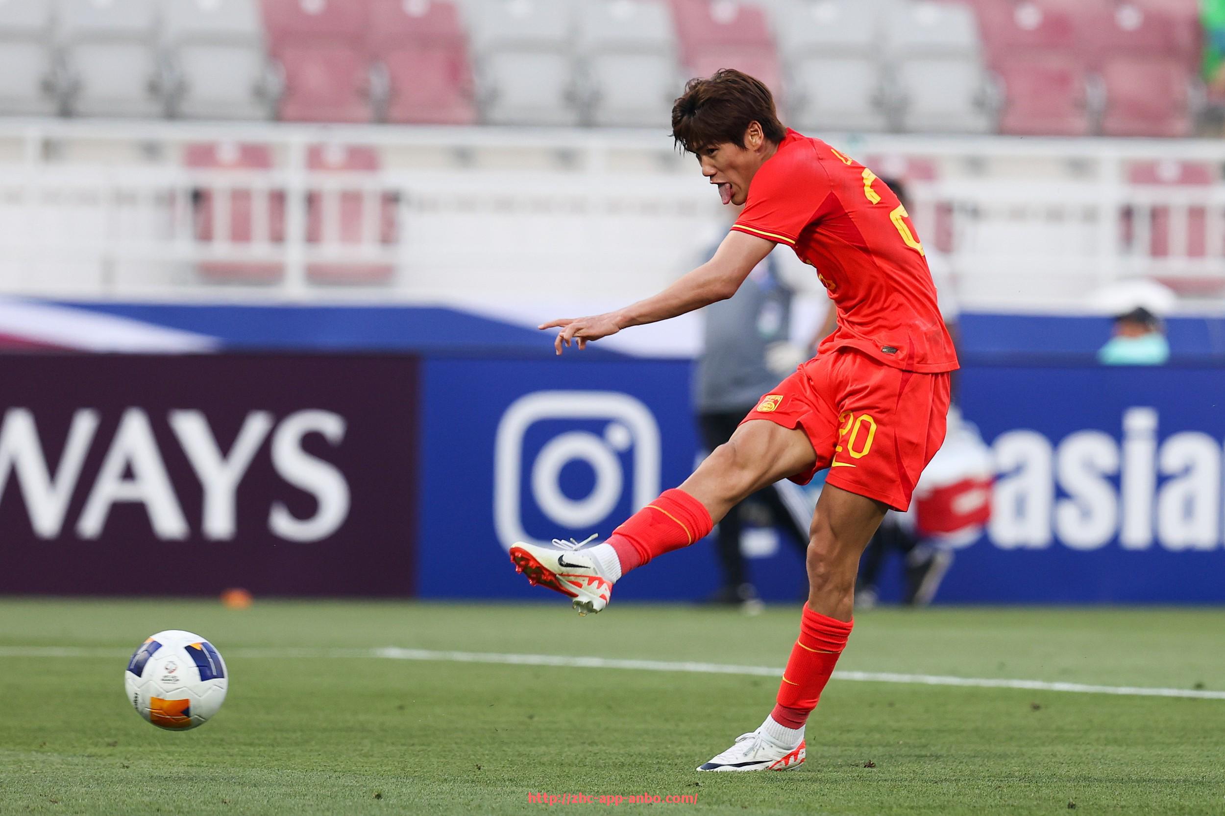 安博体育app下载-公牛队与火箭队比赛的精彩瞬间全面盘点